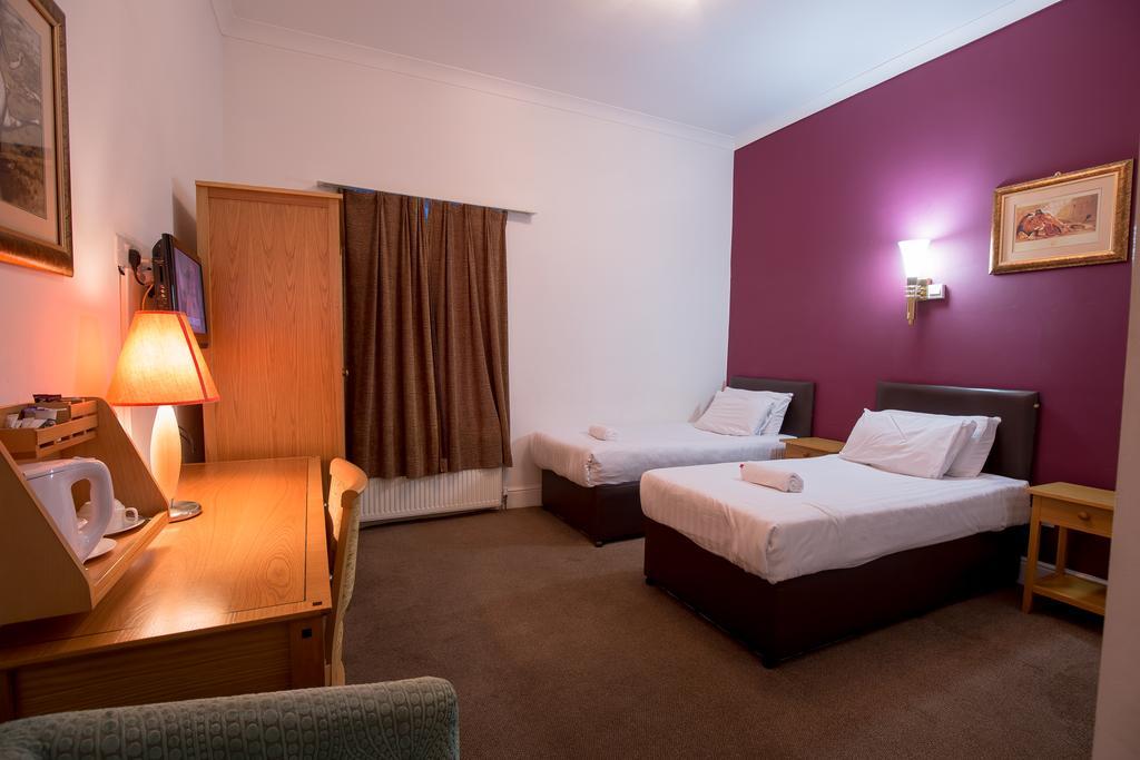 Citybest Hotel Ilford Room photo